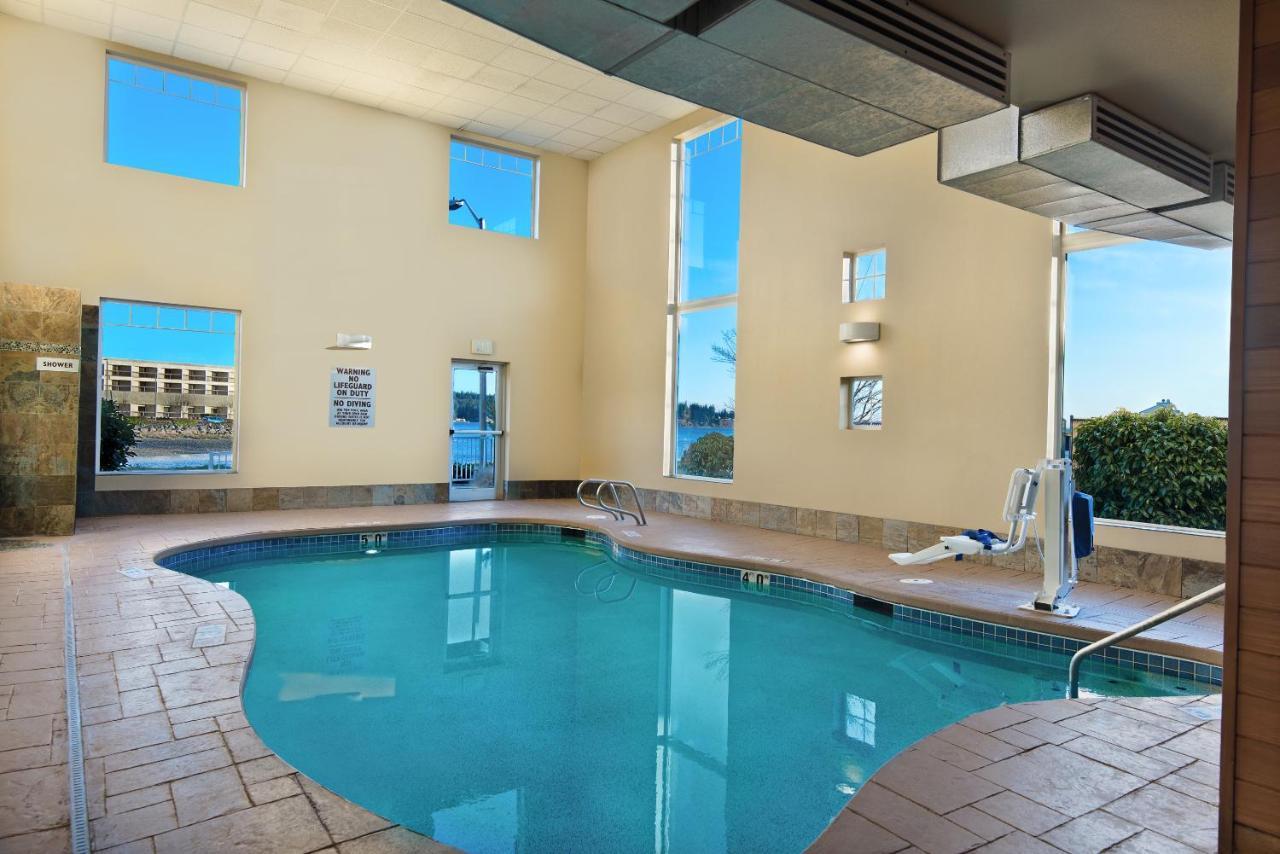 Oxford Suites Силвердейл Экстерьер фото